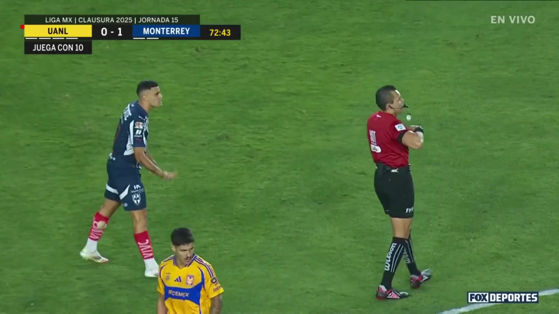 DB官网在线登录入口啥队友啊这是😅拉莫斯队友喷裁判染黄后继续骂，主裁怒了掏红牌