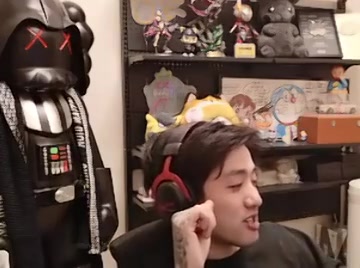 DB真人旗舰顶不住辣😖八连败后icon吐槽：要不我们不打训练赛直接打比赛！